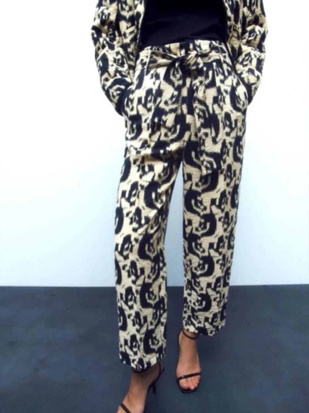 Zara Paperbag High Waisted Animal Print Belted Trousers Size L NWT